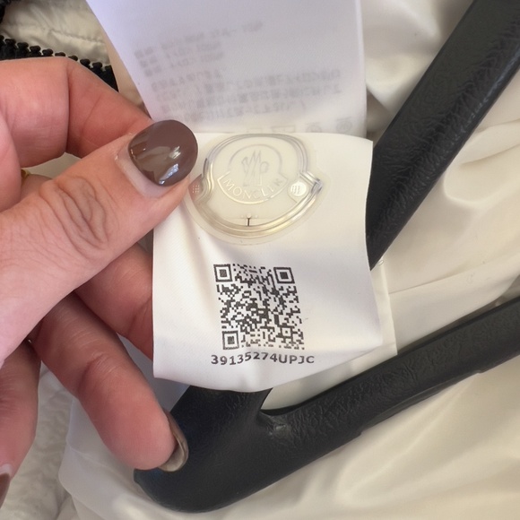 Moncler White Moka Guibbotto Down/Puffer coat NWT - Picture 2 of 7